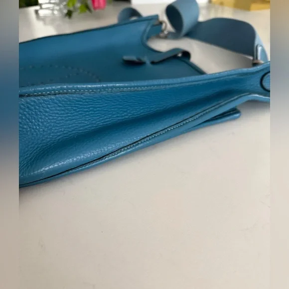 Hermes Evelyne Bag Gen III Clemence PM Blue ~ Beautiful Preloved Condition - Picture 8 of 14